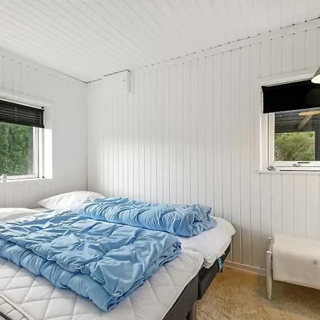 Feriehus Hyggeligt Med Flot Panorama Udsigt Sj459